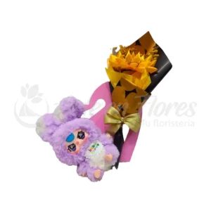Bouquet con Girasoles y Peluche Dulce